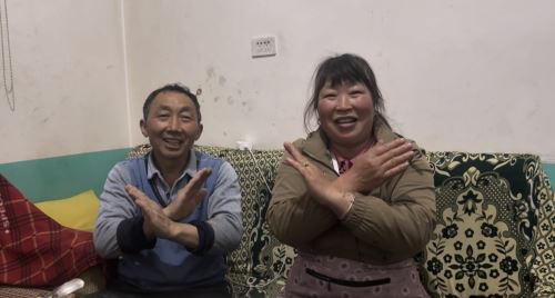 村民录制“我是友谊村村民，我拒绝野外用火！”承诺视频