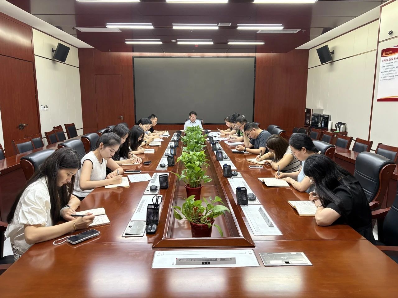 临渭法院：精准研判工作态势 深入指导提质增效