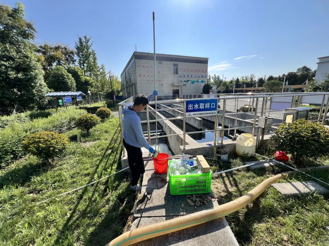 汉阴县：严把污水处理“出口关” 守护月河一泓清水