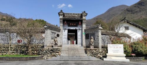 汉阴县漩涡镇茨沟村：农旅融合带热一方乡土