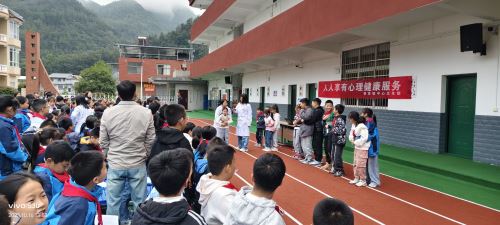 50ea02f33d6da9fa818d7f46529f2a4e 50ea02f33d6da9fa818d7f46529f2a4e