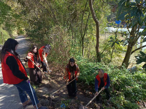 汉阴县汉阳镇交通村：干群同心护汉江 人居焕新助振兴