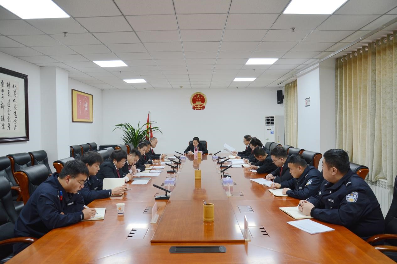 吴堡法院执行局召开工作推进会