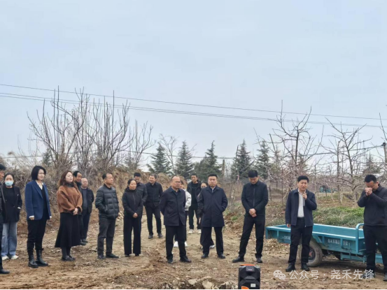 白水县尧禾镇人大代表视察调研人居环境整治工作 助力和美乡村建设提质增效   