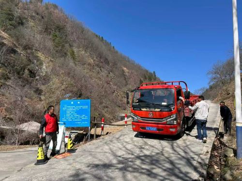 “红马甲”筑起绿色屏障 守护平安家园 ——宁陕县金川镇老庄村公益岗护林员守护家园纪实