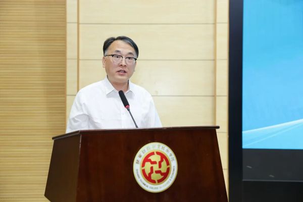 王鹏 王鹏