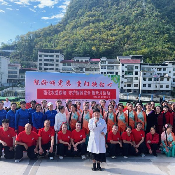 敬老月送健康 科普讲堂进老年大学